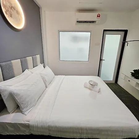 Luna Hotel By Moonknight George Town Exterior photo
