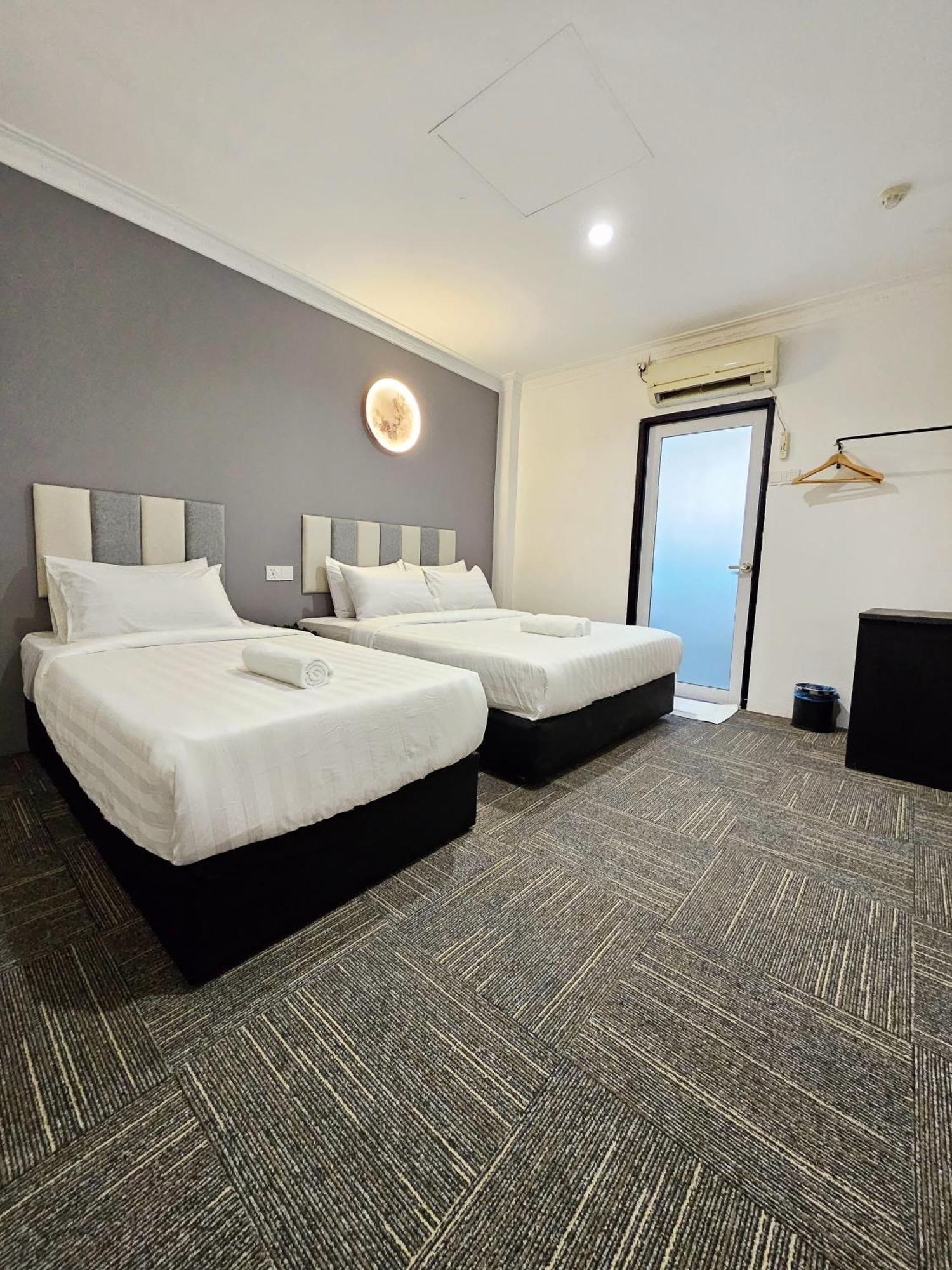 Luna By Moonknight Hotel George Town