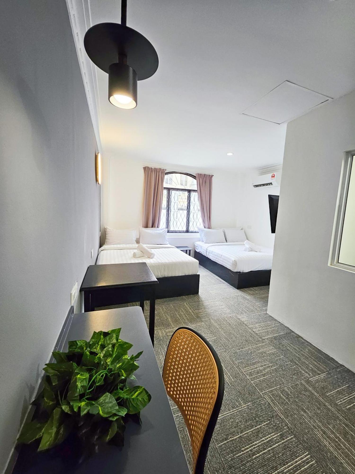 Luna By Moonknight Hotel